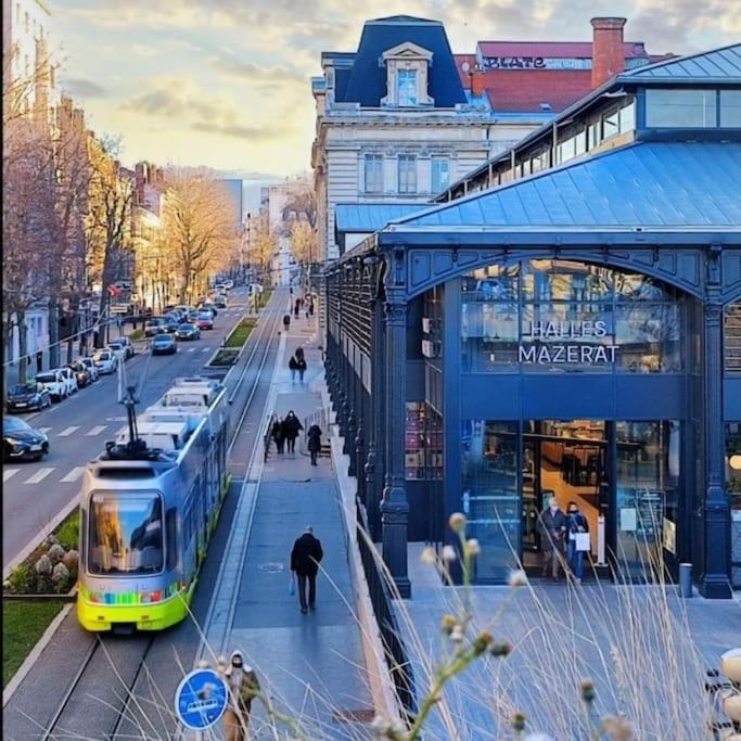 Hote Stephanois Studio, Parking& Borne Electrique แซงต์-เอเตียน ภายนอก รูปภาพ