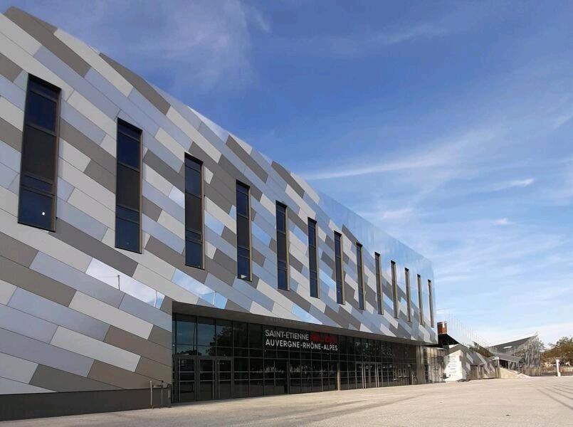 Hote Stephanois Studio, Parking& Borne Electrique แซงต์-เอเตียน ภายนอก รูปภาพ